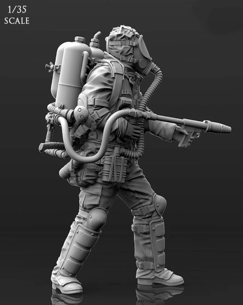 1/35 Biochemical Mask Flamethrower Soldier Gk Resin Micro Miniature Figure 3d Printed White Model Unassembled Unpainted Toy Kit