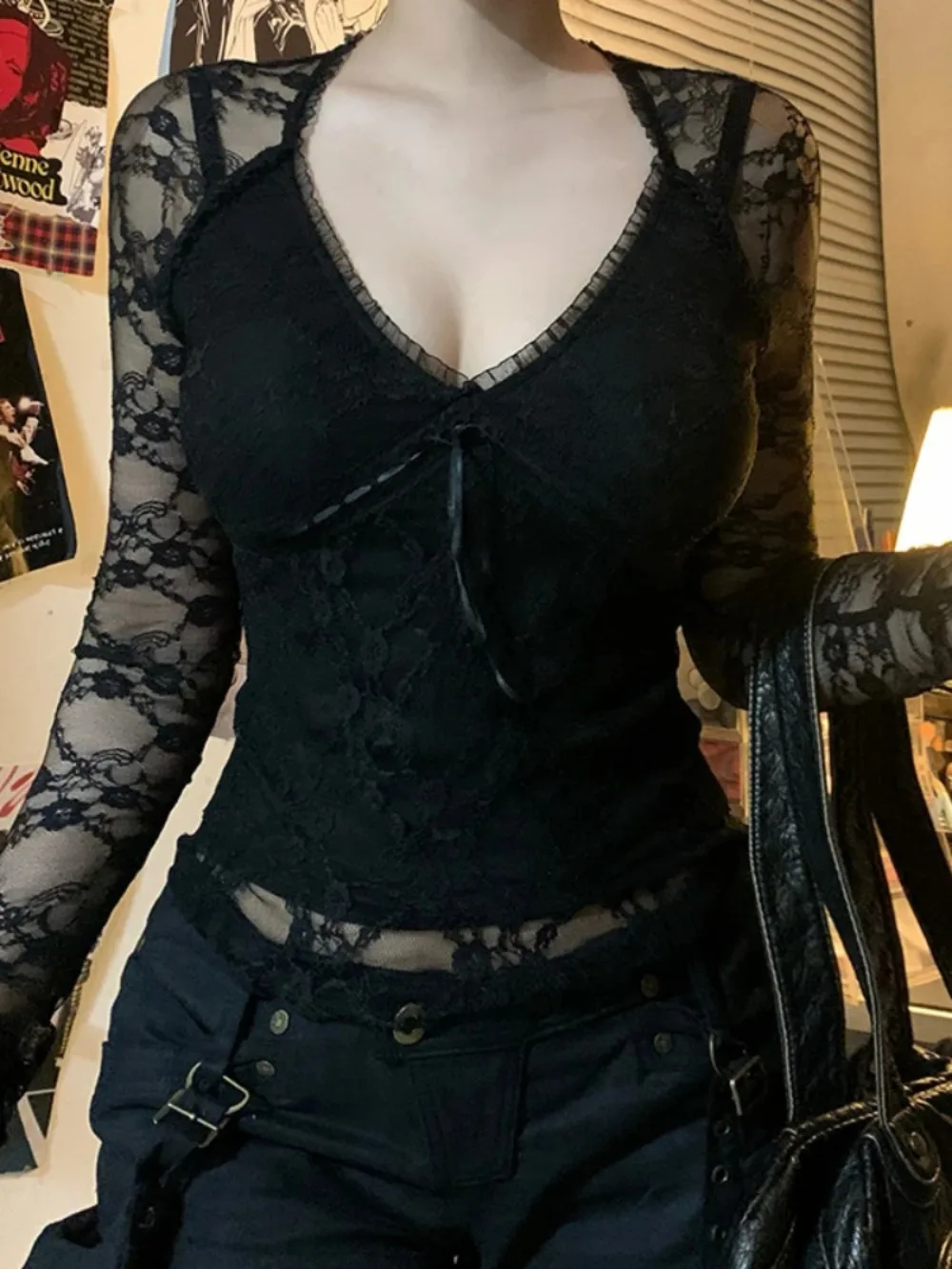 섹시한 레이스 티셔츠 여성 빈티지 다크 고딕 시스루 긴팔 브이넥 크롭 티 탑 레이브 의상 여성용