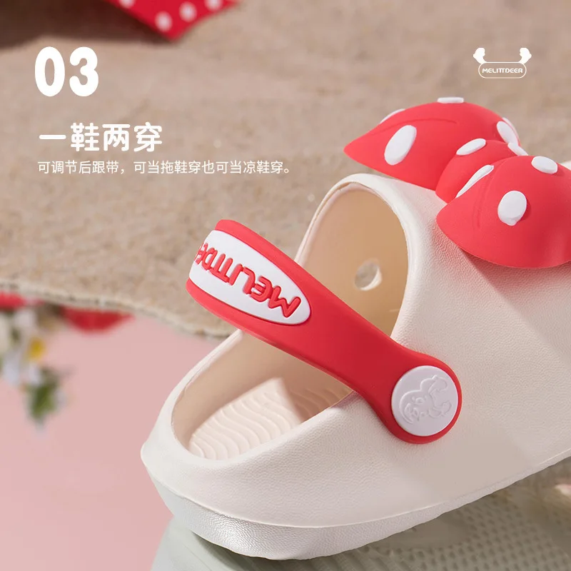 New Summer Children's Slippers, Cute Cartoon Soft Soles, Indoor and Outdoor Lace-up Children's Hole Shoes