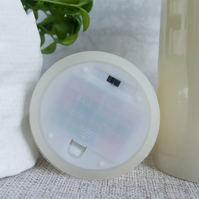 عبوتان من الشموع عديمة اللهب مقاس 6 بوصات أعمدة شمع حقيقية عاجية بدون قطرات تتضمن لهب LED للرقص الواقعي وجهاز تحكم عن بعد و3 بطاريات AAA