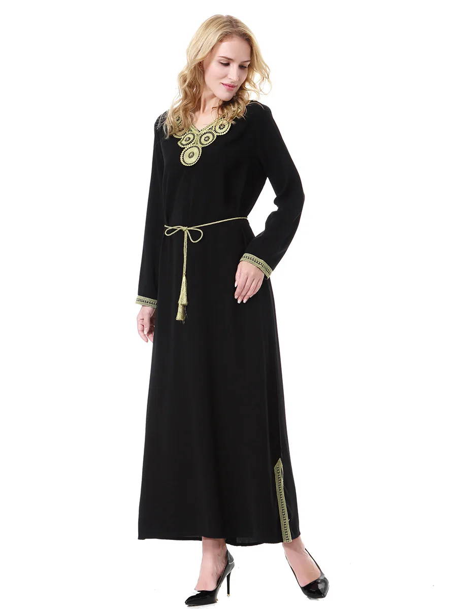 Robes de luxe brodées pour femmes musulmanes du moyen-orient, nouvelle mode décontractée, tendance, manches longues, col en v, vêtements féminins, 2025