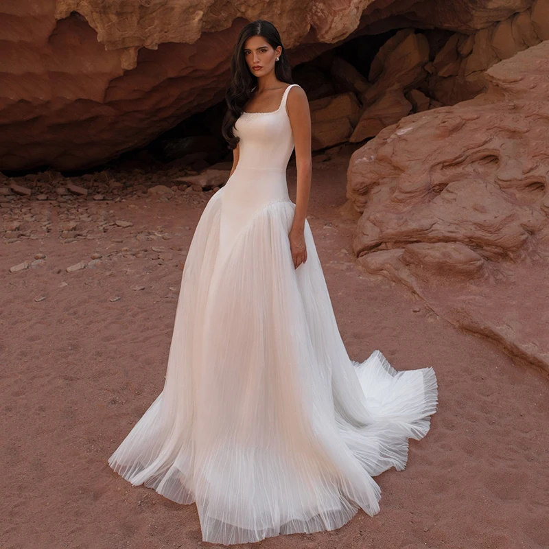 Boho-Strand-Hochzeitskleider in A-Linie, quadratischer Ausschnitt, plissiertes Tüll-Brautkleid, Prinzessinnen-Hochzeitsballkleid, maßgeschneidert