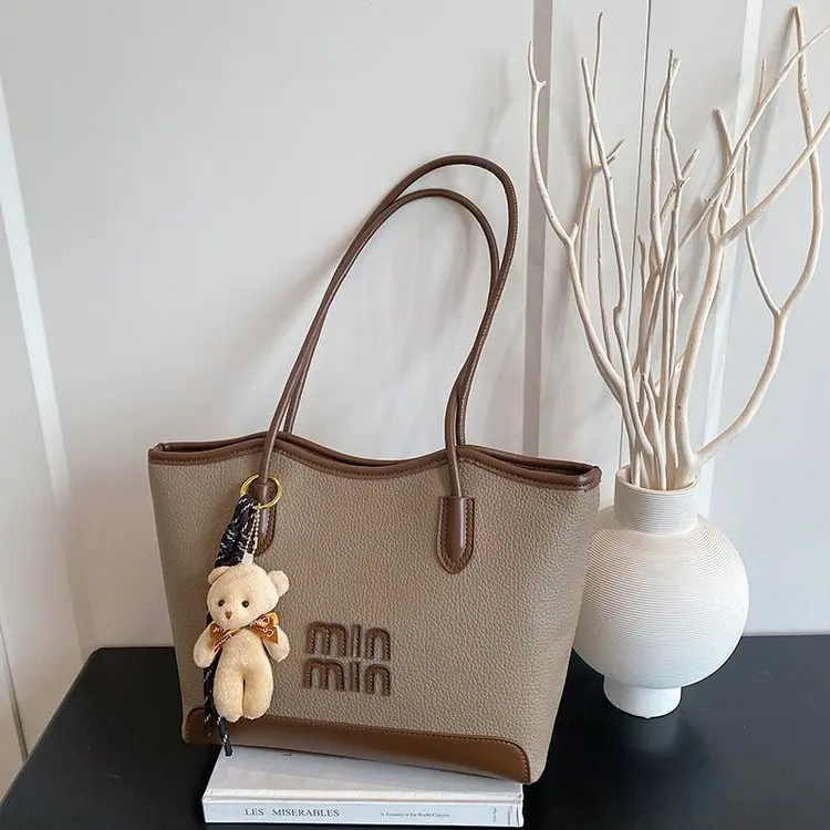 

Designer Luxury Diaper Bag Women's Elegant Crossbody Handbag Minimalist Vintage Tote Leather Chic For The Modern Woman