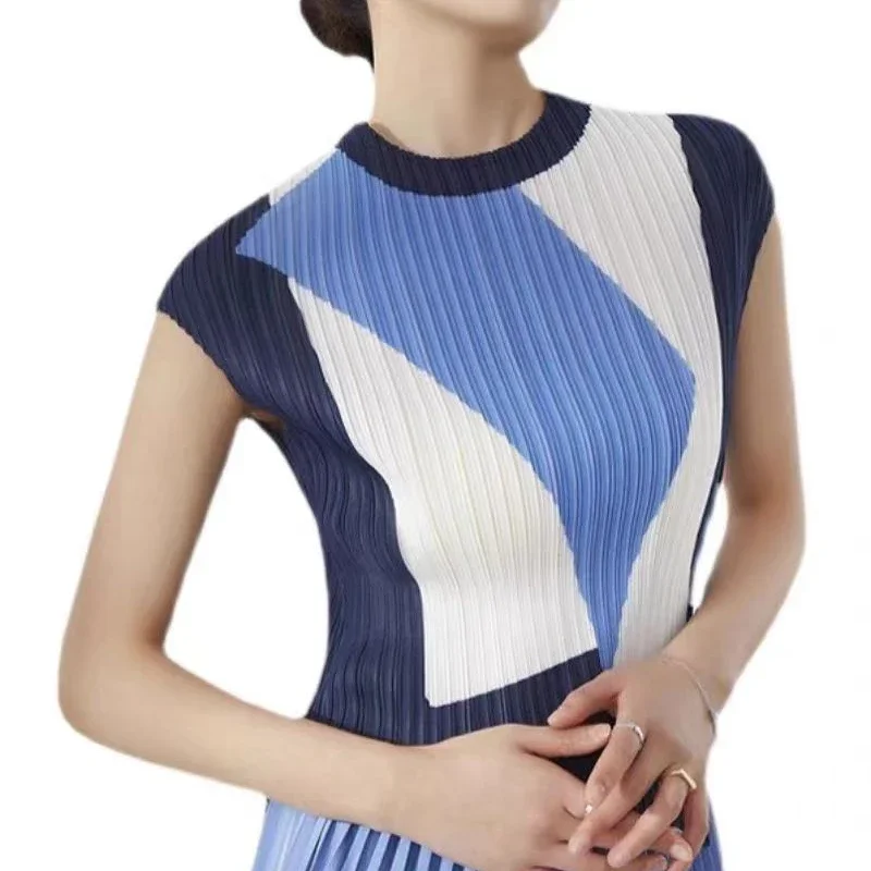 Fashion Pleated Irregular Print Top Women's Summer New Split Fit Bottom T-shirt Top Women's Wear  Slight Strech