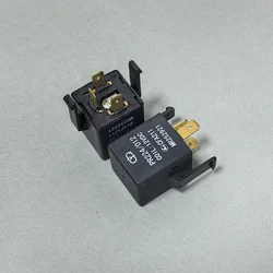 1pc For Mitsubishi Pajero V3 V33 Flash Car Relay Turn Signal Relay MR252921