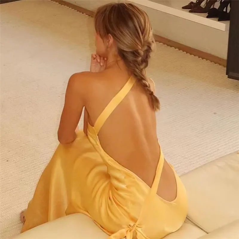 Elegant Backless Yellow Satin Lace Up Dress Women Stunning Incline Shoulder Backless Sleeveless Long Dresses Sexy Party Vestido