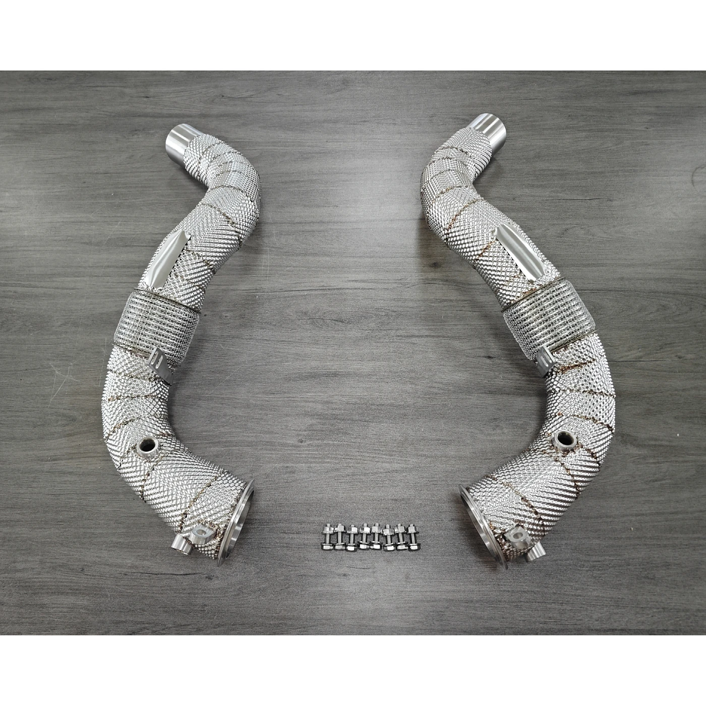 أنبوب عادم AKS Heatshield النازل لنظام رأس العادم BMW G30 550i #5