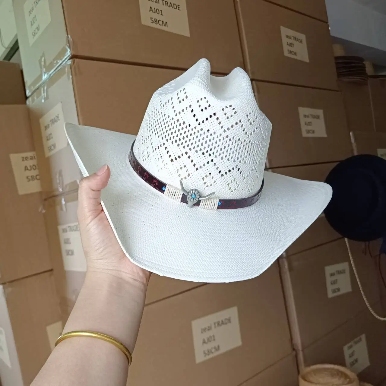 Classic Straw Cowboy Hat   Summer For Men Women Vintage Curled Wide Brim Cowgirl Hats Outdoor Summer sombrero vaquero