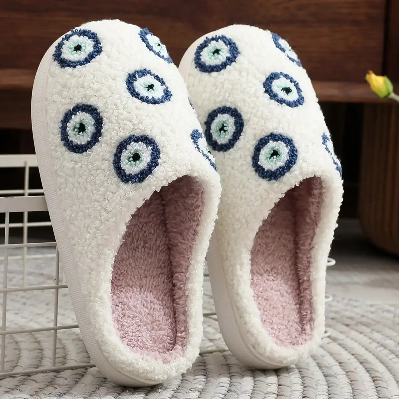Men's Cartoon Blue Small Eyes Couple Warm Slippers, 2026 New Winter Unisex Warm Anti-Slip Comfortable Plush Home Indoor Slides