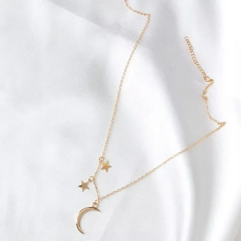 New Necklace2025 Fashion Two Moon Stars Moon Pendant Slack Female Statement Simple Female Low Price Delivery Necklace Elegant