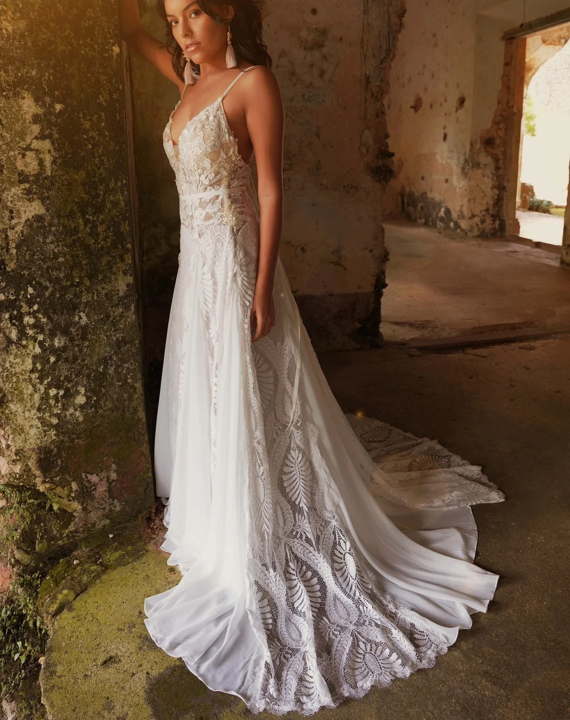 Robe de mariée froncée en mousseline de soie, coupe trapèze, décolleté en V profond, style bohème, vintage, sur mesure, pour la plage, 11882 #