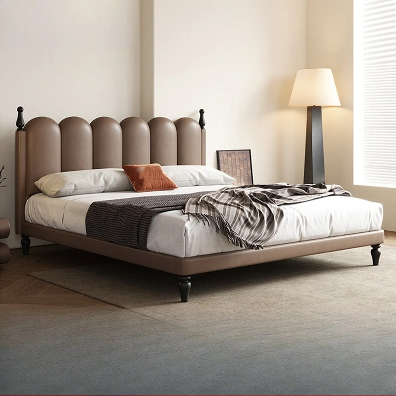 

Compact Versatile Compact VersatileCustomizable leather bed
