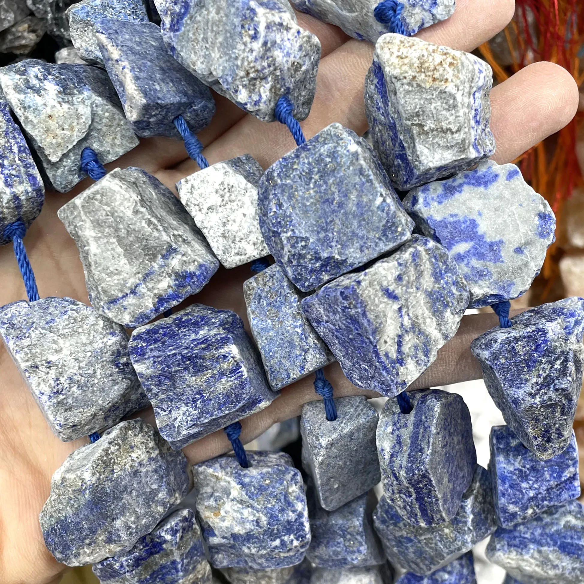 Natürliche Unregelmäßige Freiform-Rohsteine, Raue Fluorit-Mineralnuggets, Lose Abstandsperlen, DIY-Zubehör für Schmuckherstellung – Detail 16