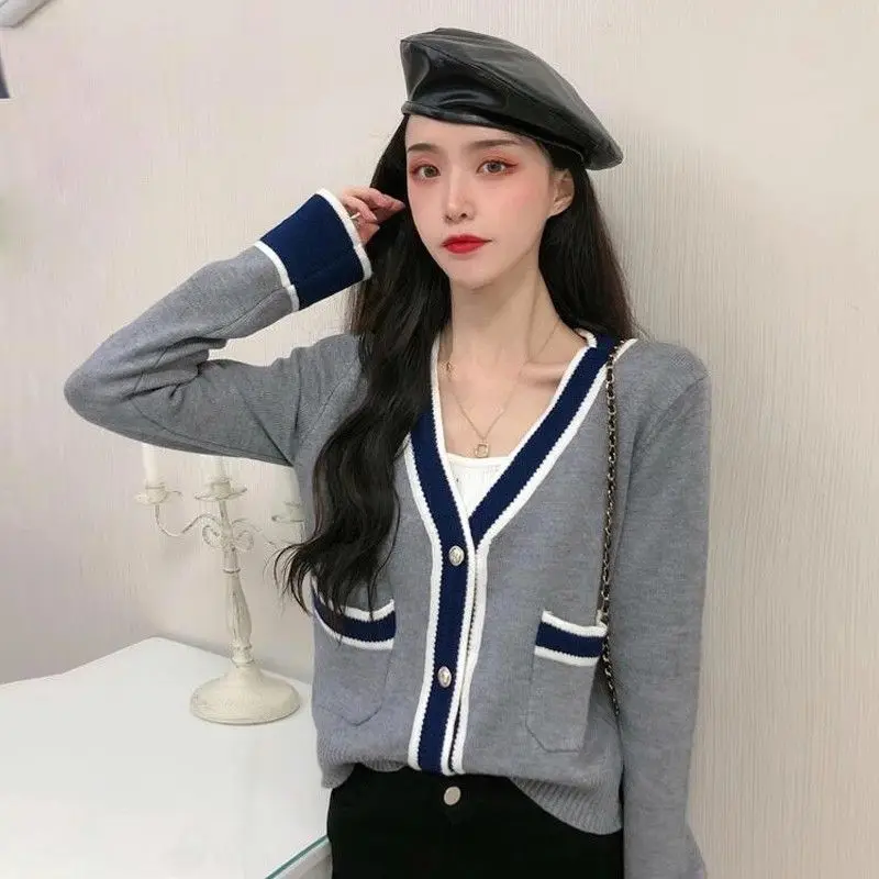 V-neck Knitting Cardigan Women Autumn Winter Simplicity Office Lady Solid Color Sweater Coat Sweet All-match Trend Knitwear Tops