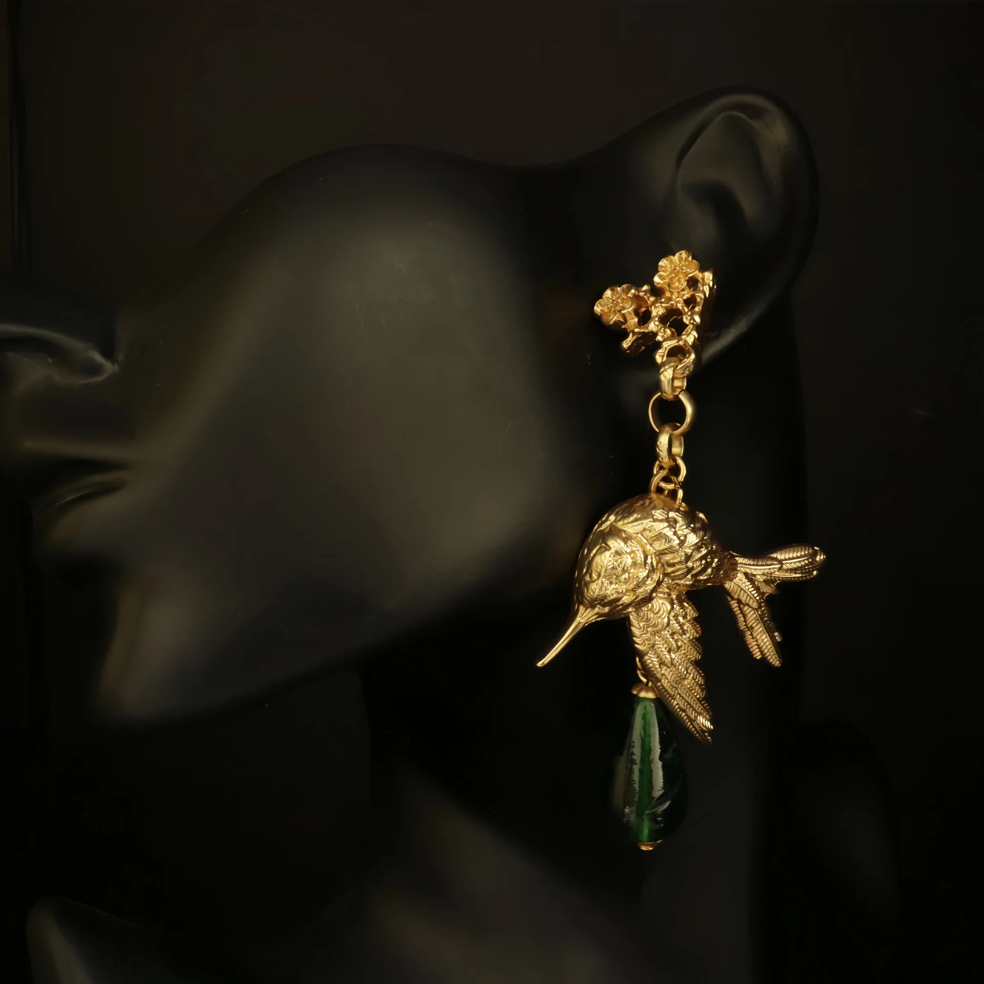 Medieval reflux glazed water drop bird stud earrings court style fringed pendant temperament trendy earrings