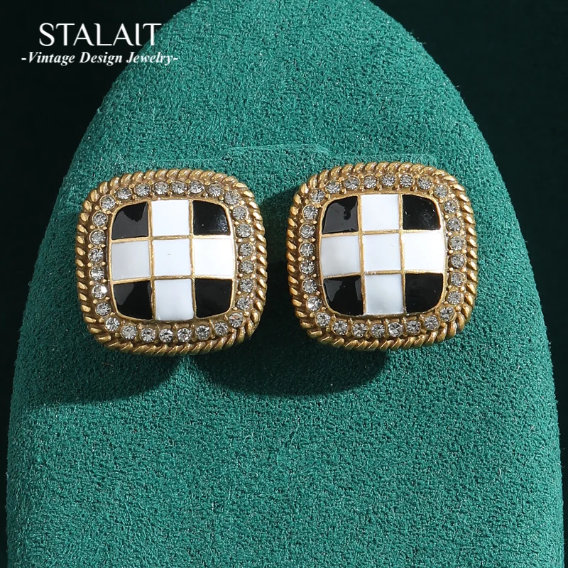 

Vintage Square Stud Earrings Geometric Black and White Grid Gold Color Antique Jewelry for Woman Rhinestones Accessories New