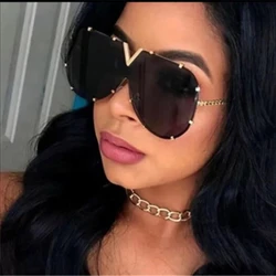 Women Fashion Luxury Vintage Big Frame UV400 Sunglasses Adult Men Metal Curved Outdoor Sun Protection Eyewear Female Sunglasses