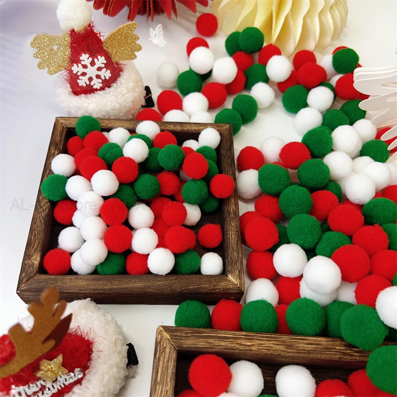1-3cm Mixed Fluffy High Elasticity Soft Pompoms Christmas Color DIY Hand-sewn Craft Children's Toys Christmas Decoration Mater