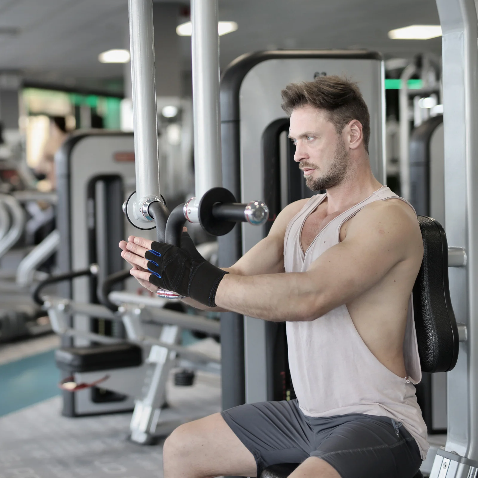 

1 Pair Fitness Half-Finger Gloves Men Outdoor Riding Weight Lifting Gym Sports Gloves For Climbing Exercise Dark Blue L