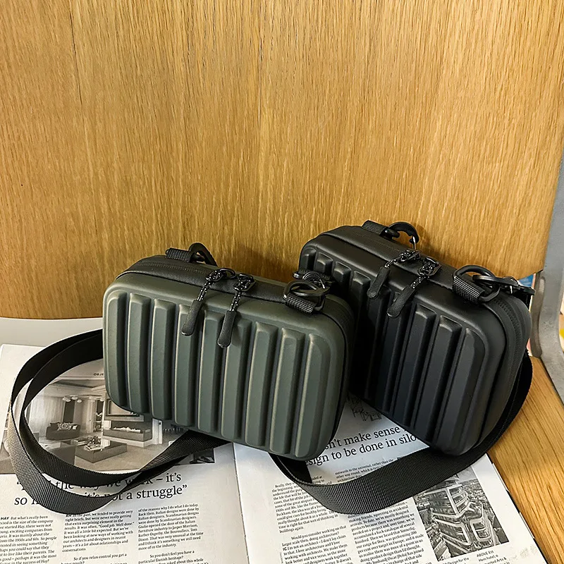 

2025 New Trend! Men's Box Type Mini Messenger Bag Simple Personality High Sense Fashion Light Luxury Square Design