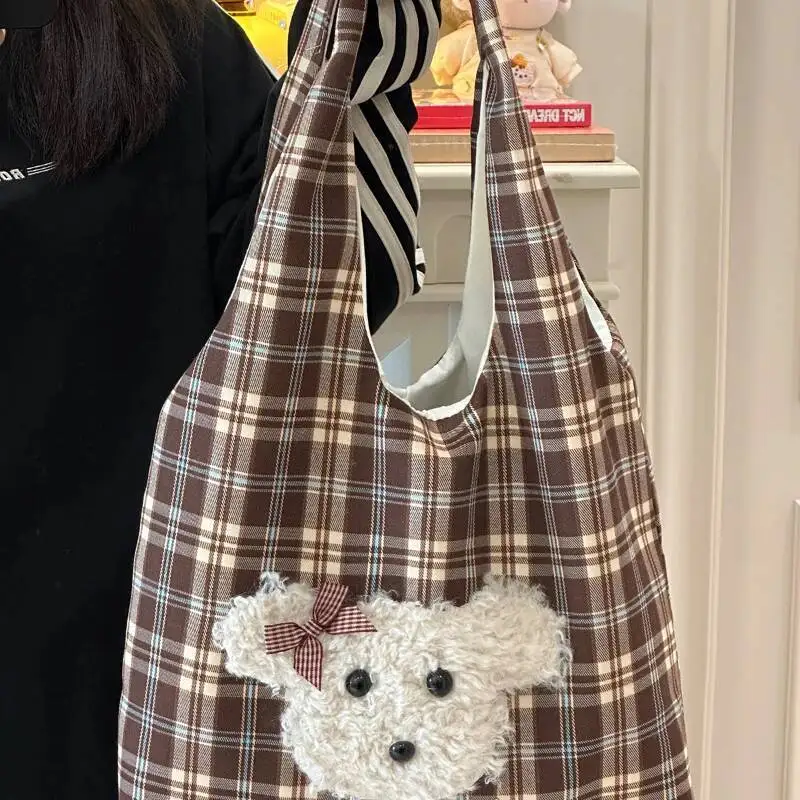 خمر Kawaii منقوشة حقائب اليد النسائية الكرتون لطيف الدب الكتف حقيبة تحت الإبط عادية الحلو Y2k الجمالية قماش حمل الحقائب العصرية