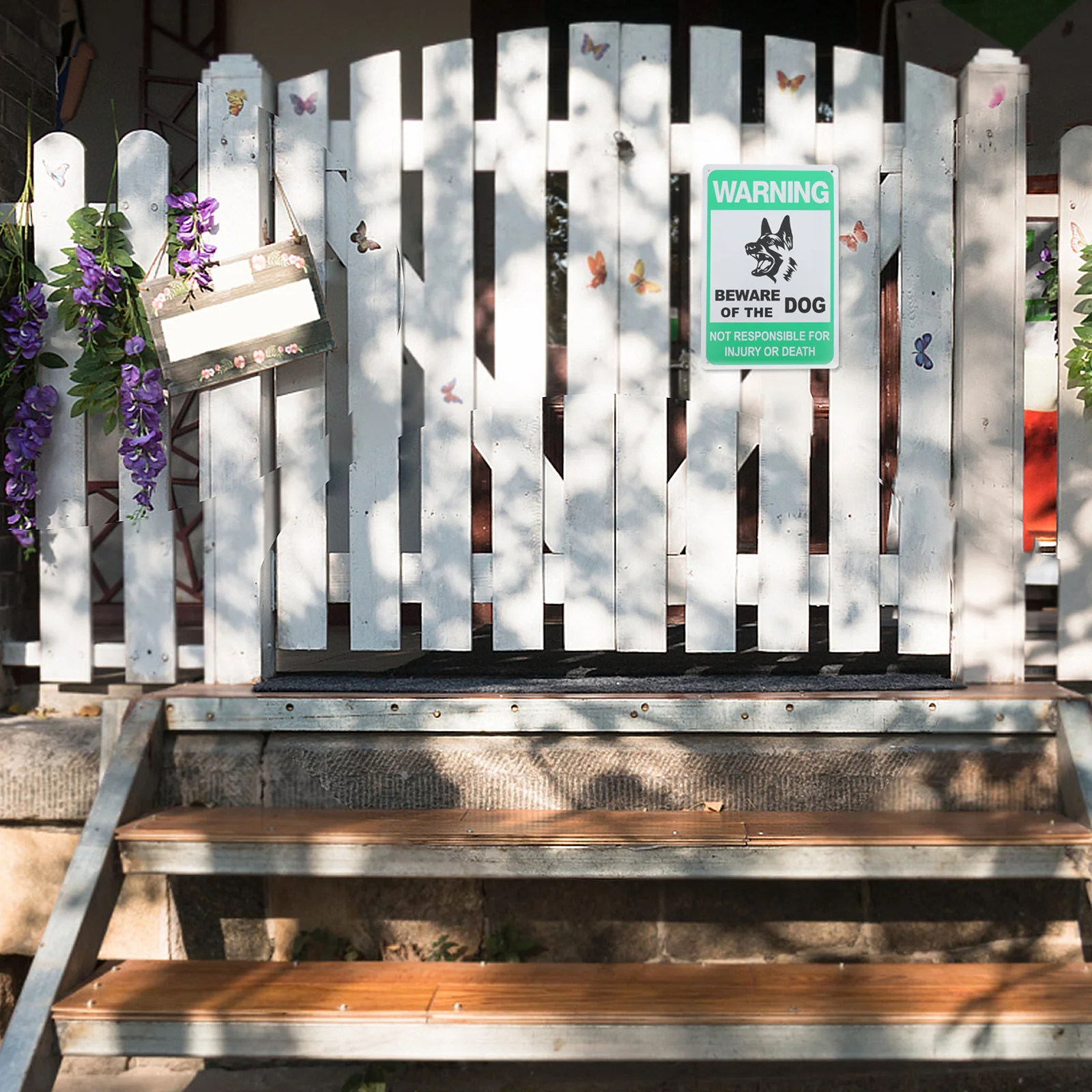 

Vintage Garden Yard Decor Sign Retro Metal Tin Dog Warning Sign Outdoor Waterproof Fence Gate Window Decoration Traffic Safety