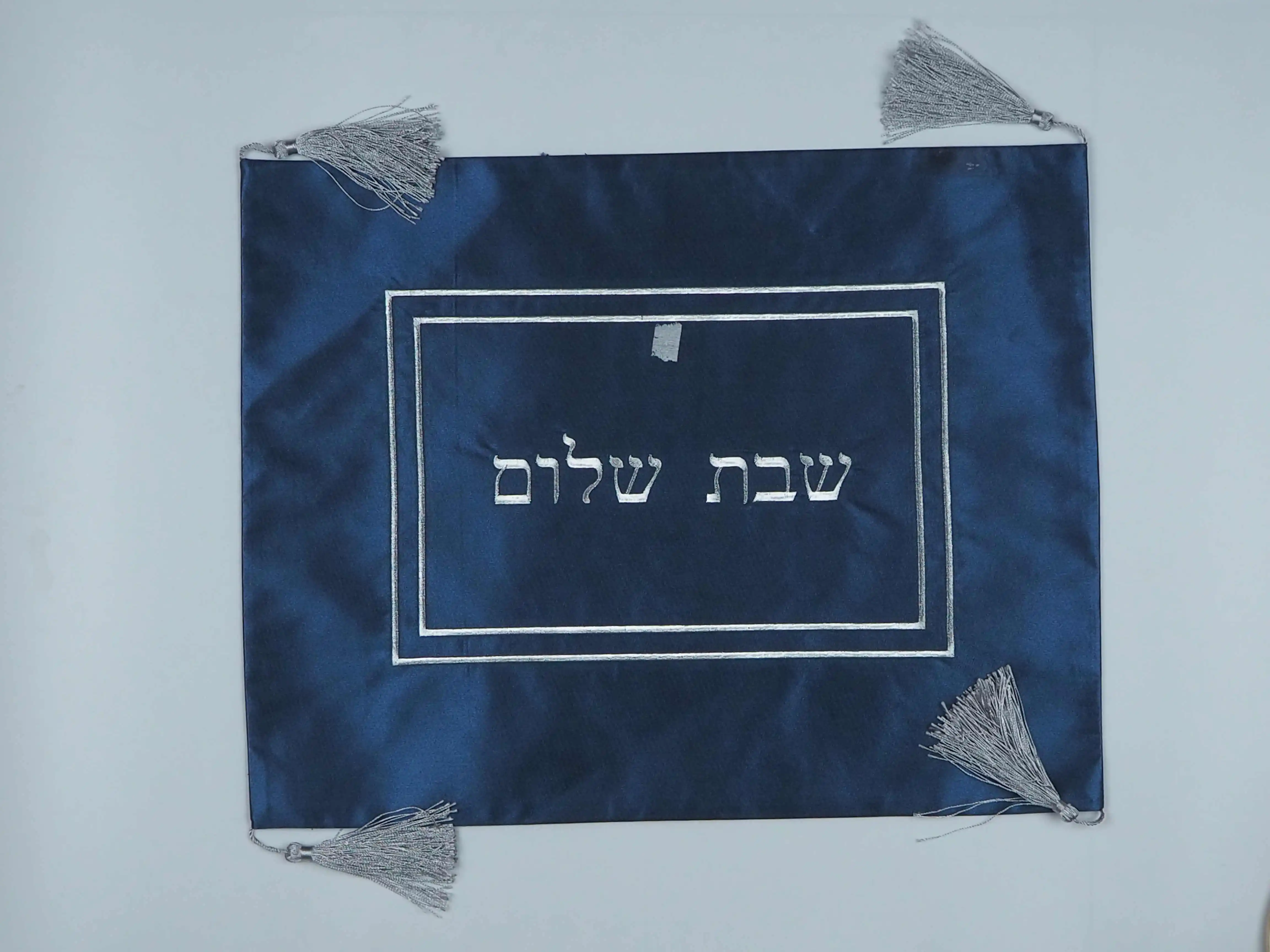 STAIN PLACEMAT WITH SLIVER GREY EMBRODIERY AND SILVER GREY FRINGES