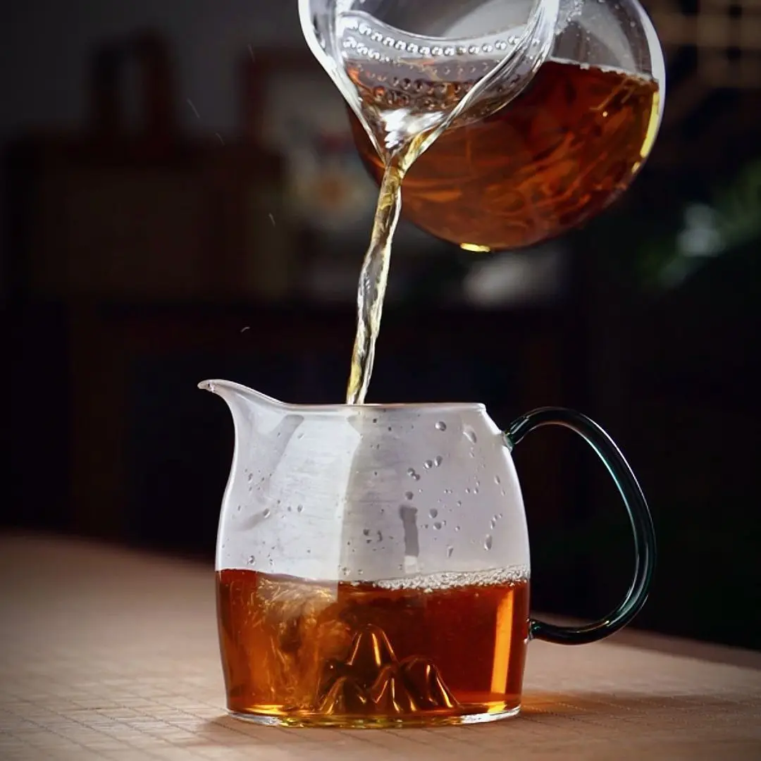 Guanshan High Temperature Resistance Glass Teaware, Tea Dispenser, Simple Home Office Tea Table, Special Creative Iceberg Teawar