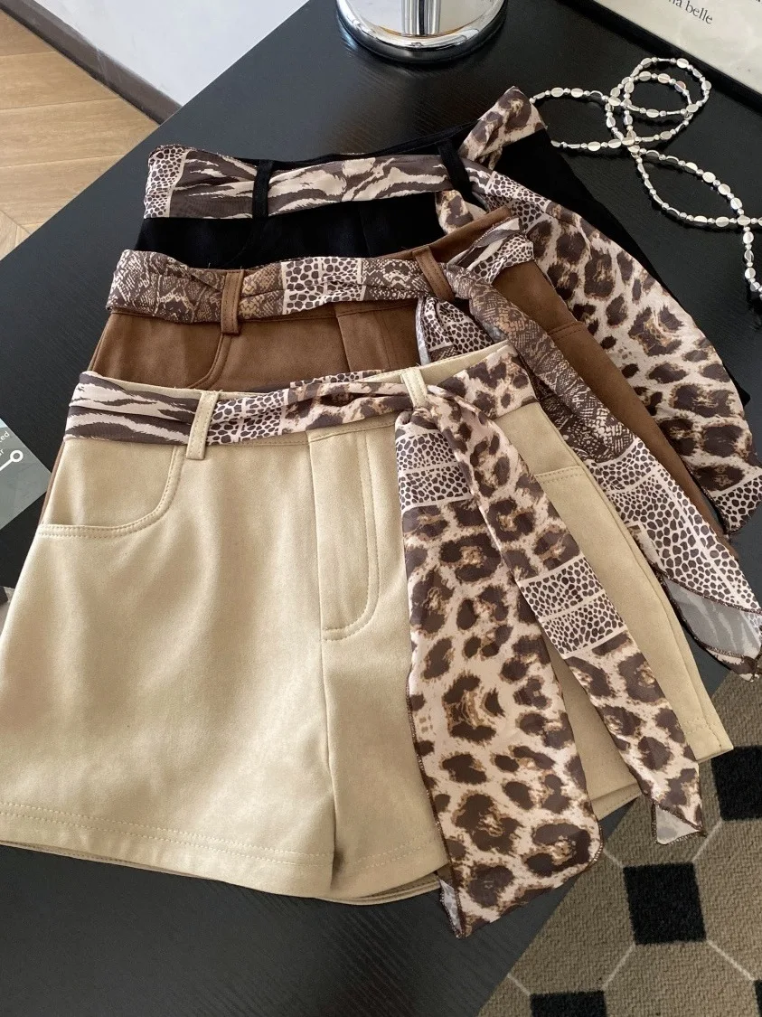 Khaki Suede Short Pants Women's Autumn Winter New Leopard Print Silk Scarf Belt Sexy Commute Versatile High-End Feeling Hot P...