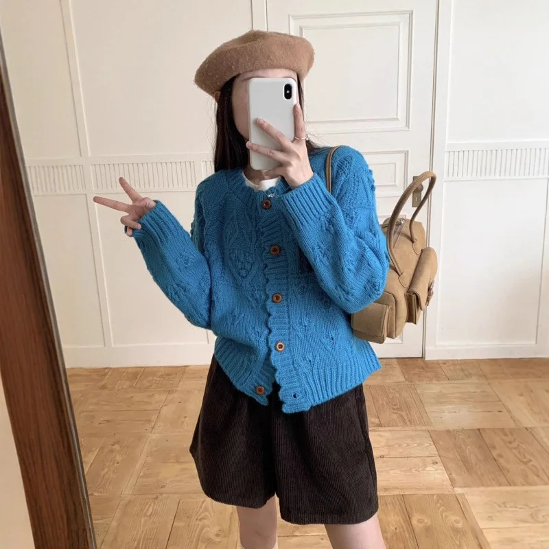 2026 New Autumn Winter Petite Women Solid Knit Cardigan Button‑Up Sweater With Crochet Lace Trim Style Chic Versatile Outerwear