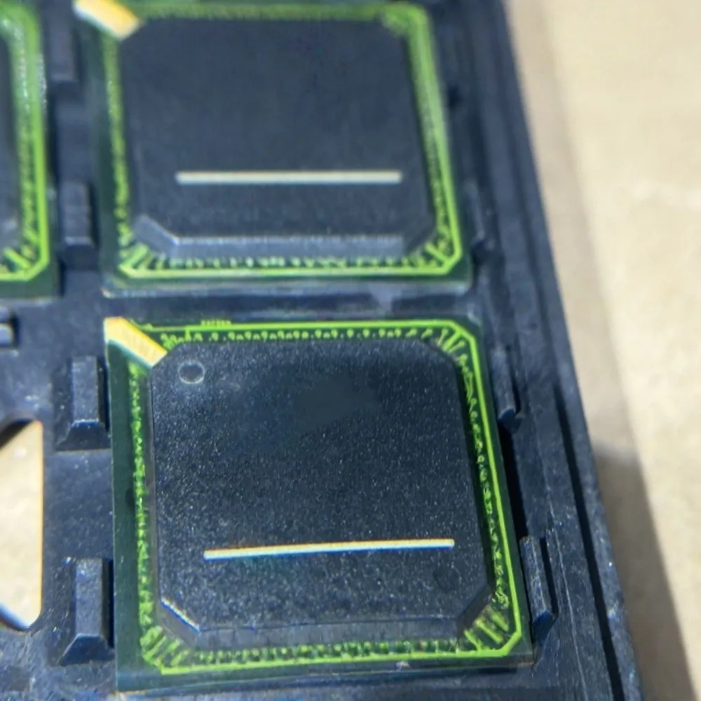 1-50PCS XC2S300E-6FG456C XC2S300E MB3771 MB3771P IR4427S IR4427STRPBF NJM3772 NJM3772D2