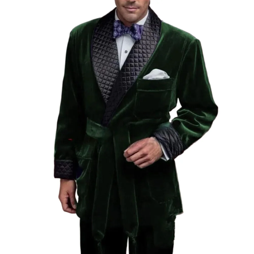 กํามะหยี่สีเขียวสูบบุหรี่แจ็คเก็ตสําหรับชายกับเข็มขัดสีดําLapel Prom Blazer Custom Made Man Dinner Evening Party Coat 2025