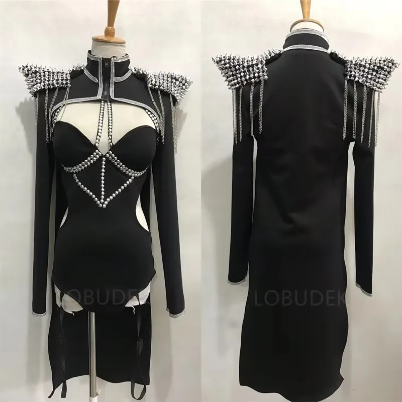 Catene con rivetti neri da donna Mantello Body 2 pezzi Abbigliamento per squadra di danza jazz Bar Discoteca Cantante Ballerino Costume per spettacoli teatrali