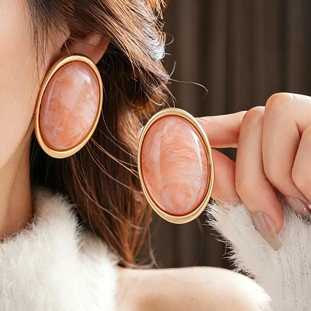 DOO MEI Mehrfarbige Retro Große Ovale Acryl-Ohrstecker für Frauen, Glatte Unregelmäßige Harz-Ohrstecker, Schmuck-Accessoires – Detail 16
