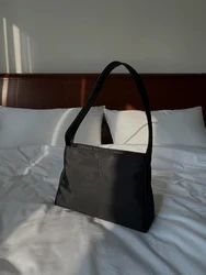 Mucu And Ebony Embroidered Logo Pure Color Canvas Tote Bag Single Shoulder Unisex Soft Handle Casual Zipper Closure Handbag