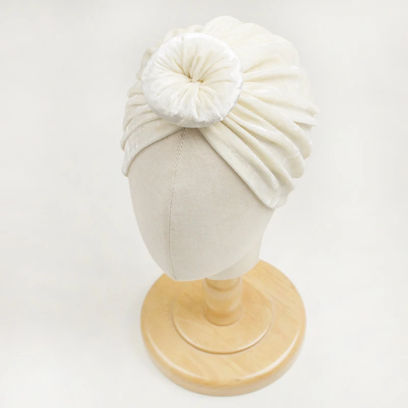 

Зимний детский бархатный тюрбан, милый пончик, индийская шапка для новорожденных, однотонная эластичная шапочка для младенцев, детские повязки на голову