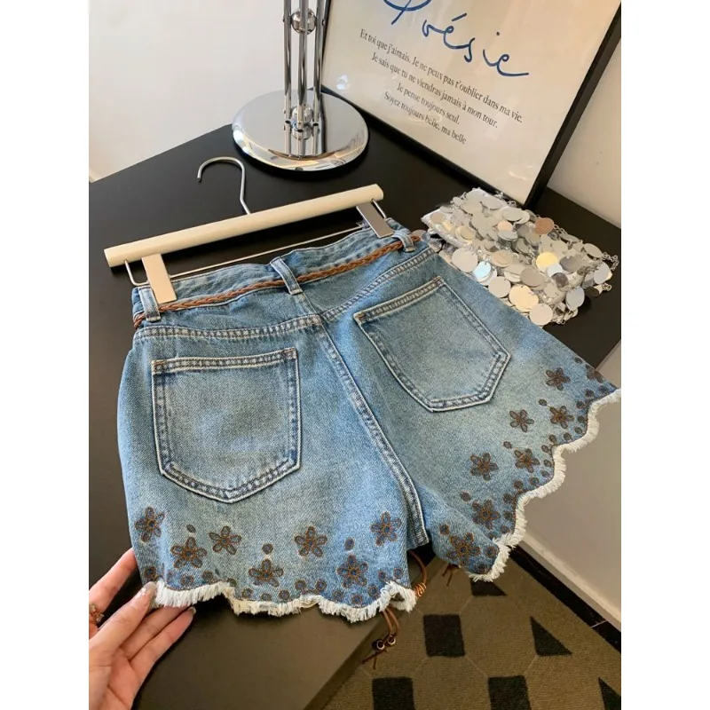 Embroidered Tassel Retro Light Blue A-line Denim Shorts for Women Casual Loose 2025 New Versatile Shorts