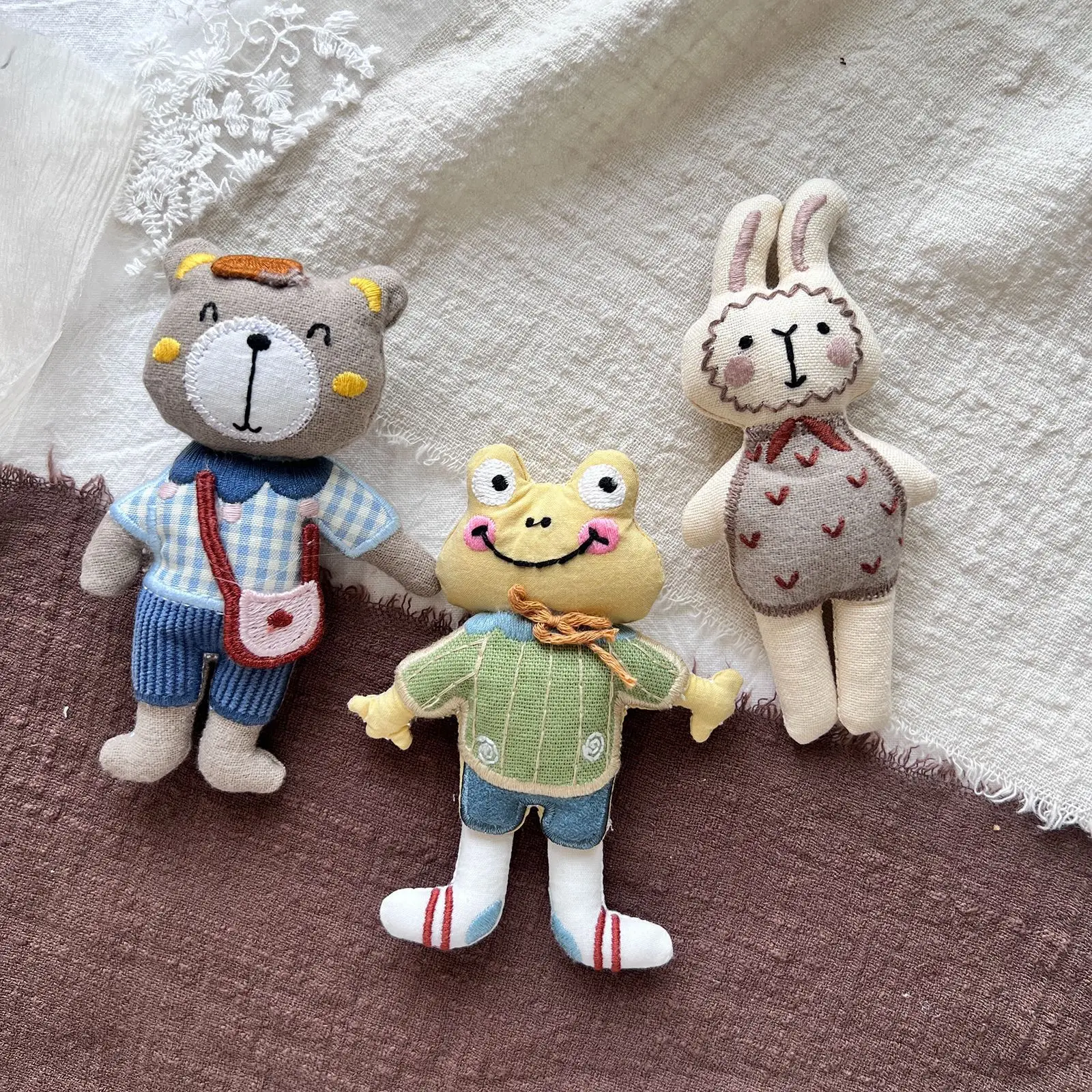 Cute Fabric Cotton Filled Cartoon Animal Embroidered Unique Brooch Set For Women Clothing Accessory Premium Portable