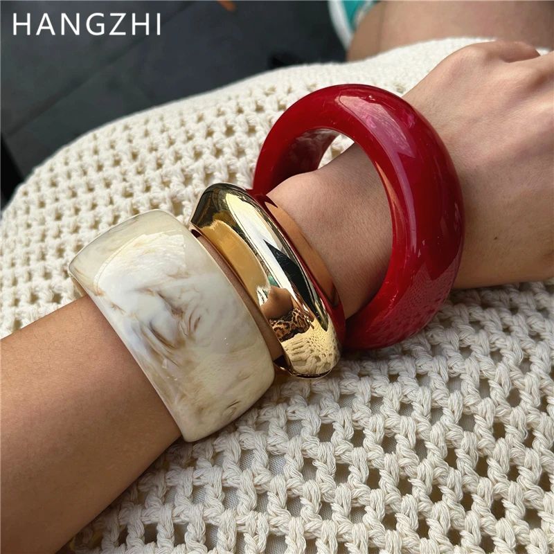 HangZhi Vintage Heterotypic Geometric Chunky Bracelet Red Gold Color Metal Resin Bangles Stacking or Separately Wear Jewelry