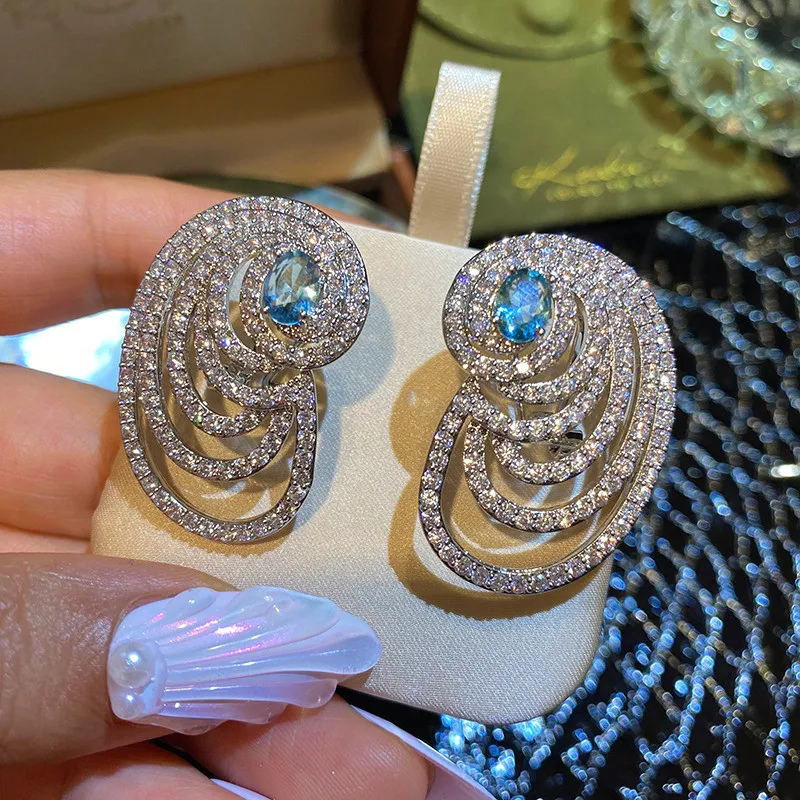 

Light Luxury Zircon Elegant Temperament Earrings