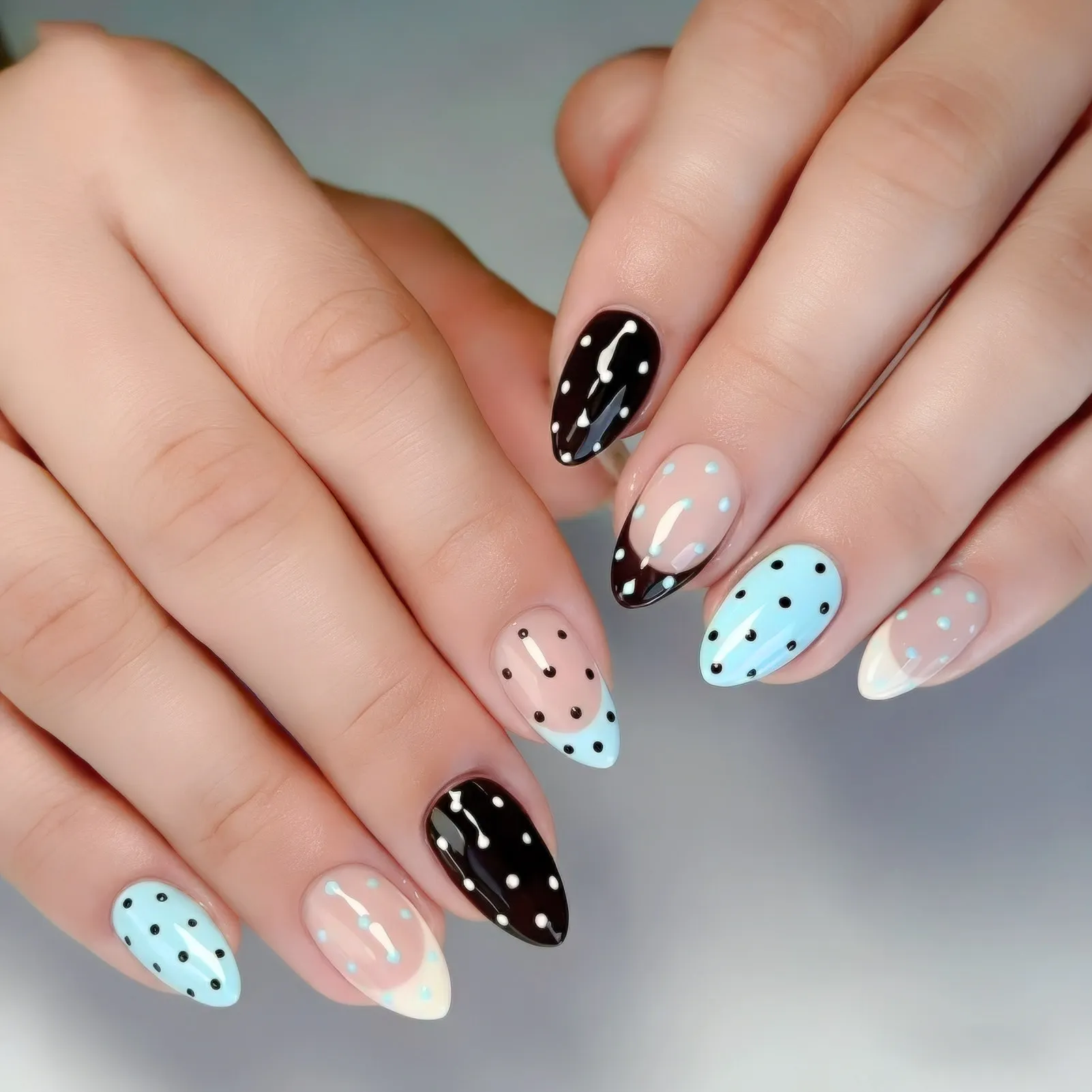 24Pcs French Polka Dot Fake Nails Press on Nails Almond Shape Fake Nails Artificial Manicure Tool Wearable Nail Tips For Women