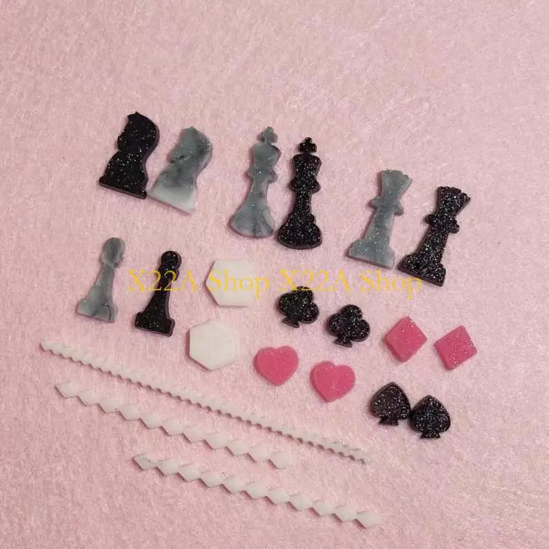 

Уникальный набор форм для изготовления шахмат и карточек. Легко чистящаяся силиконовая форма для литья аксессуаров. Форма для