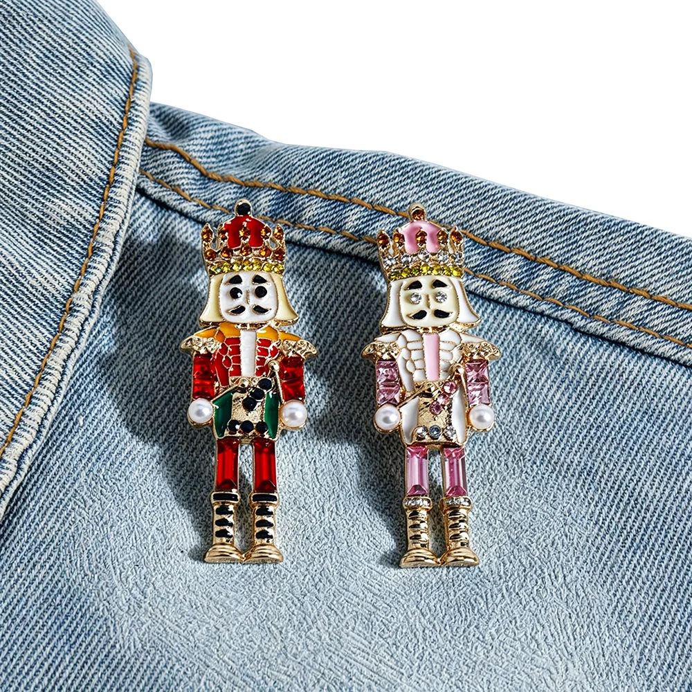 2Pcs Christmas The Nutcracker Brooch- Cartoon Character Pin Jewelry With Unique Design For Christmas Cosplay Gifts For Friends