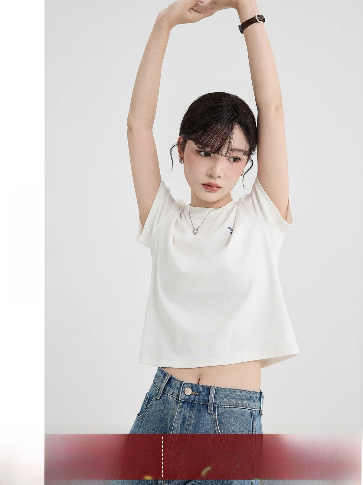 

Guier Women's Short Sleeve Embroidered T-Shirt Loose Fit Casual Top Versatile Summer Design 2026 New Style Animal Pattern