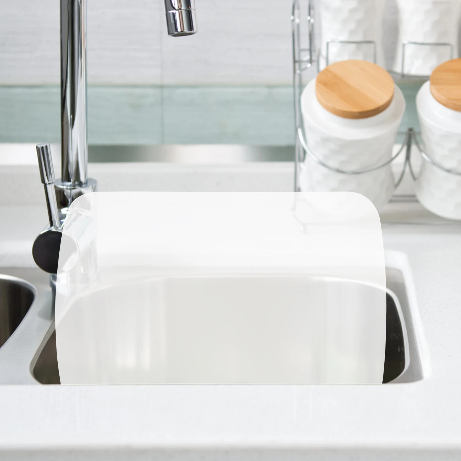 

2pcs Splash Baffle Faucet Splatter Screen Kitchen Sink Guard Waterproof Transparent Plastic Protector Faucet Screen