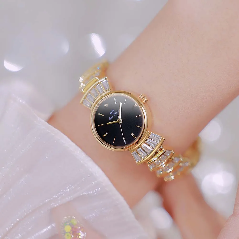 ساعات نسائية عالية الجودة ساعة معصم فاخرة للسيدات ذهبي أسود حجر الراين كوارتز ساعة يد نسائية صغيرة عتيقة