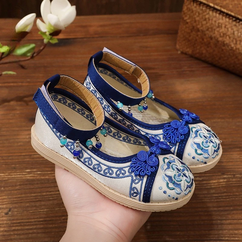 Chinese Style Children Hanfu Shoes for Girls Traditional Princess Embroidered Cloth Shoes Fashion Beading Kids Performance Shoes