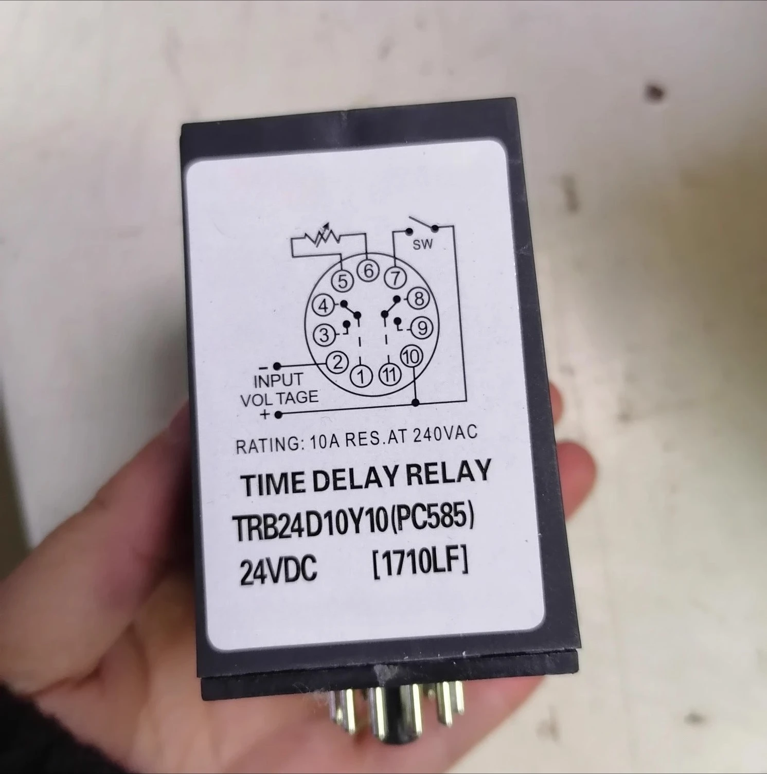 

Original and genuine type, time relay TRB24D10Y10 is sold in stock.