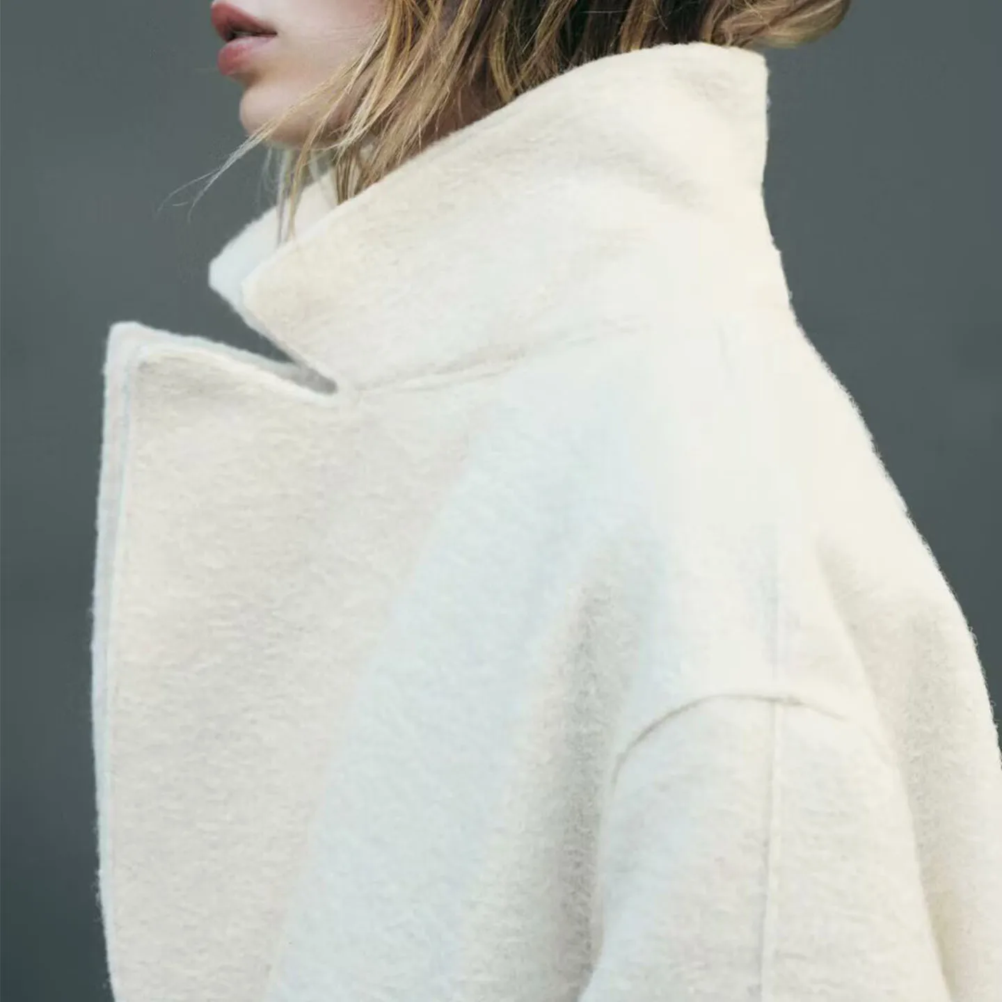 Cappotto da donna Faionable Sle Personali Match All Seasons Lunghezza lunga Altro materiale 00% Autunno Nuovo arrivo Z Brand