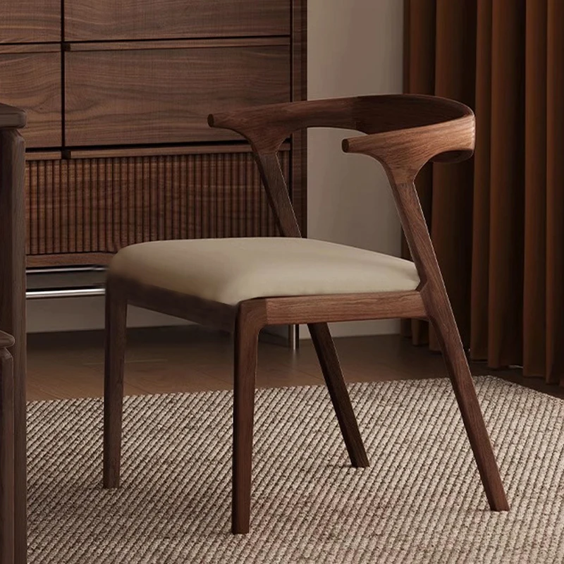 Light luxury modern solid wood dining chair